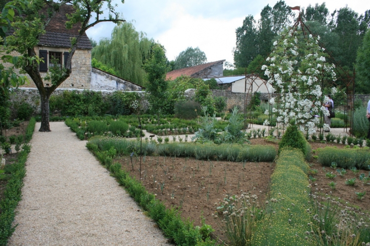 Salviac (Lot) Jardin Médiéval