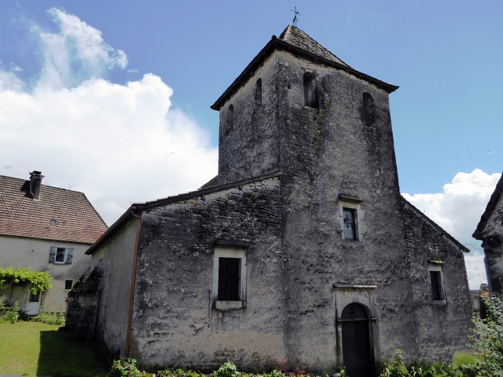 La façade de l'église - Sénaillac-Lauzès