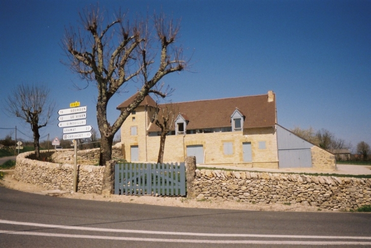 FOYER RURAL - Séniergues