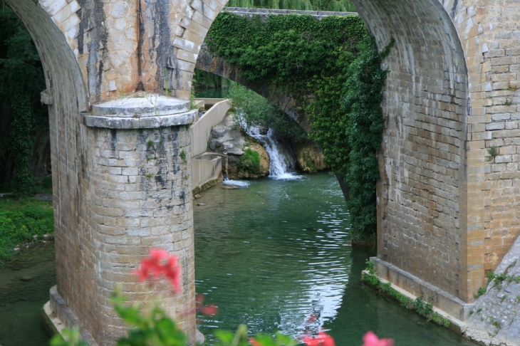 Le pont près de la 