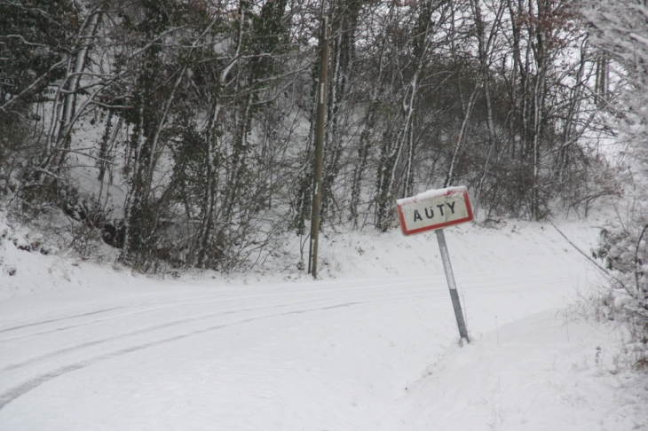 La neige à Auty