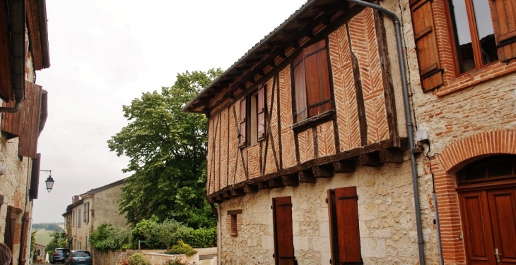 Le Village - Bardigues