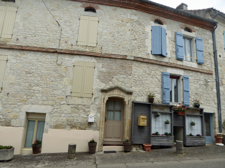 Maisons de la ville - Bourg-de-Visa