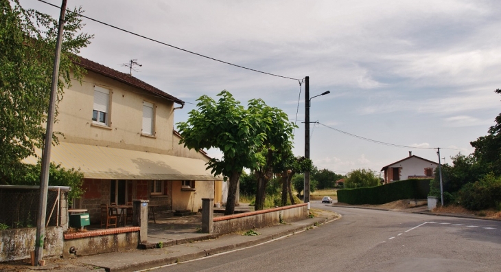 Le Village - Castelsarrasin