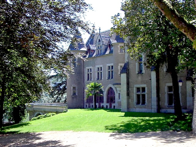 Le château de Caylus en Aveyron