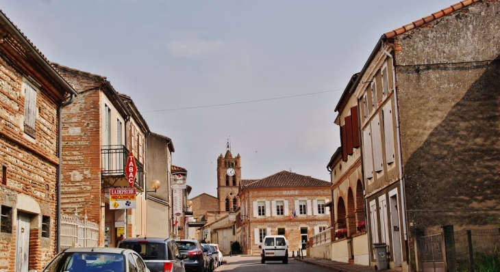 Le Village - Donzac