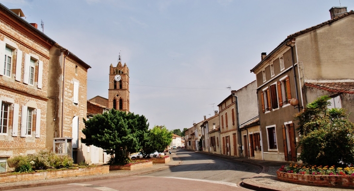 Le Village - Donzac