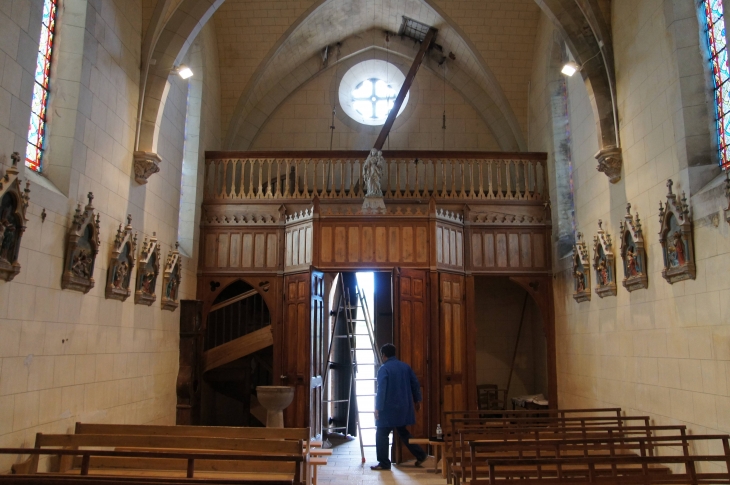 La nef vers le portail. Eglise de Saint Paul de Brugues. - Durfort-Lacapelette