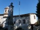 La façade latérale de l'église Sainte Marie Madeleine du XVIIe siècle.