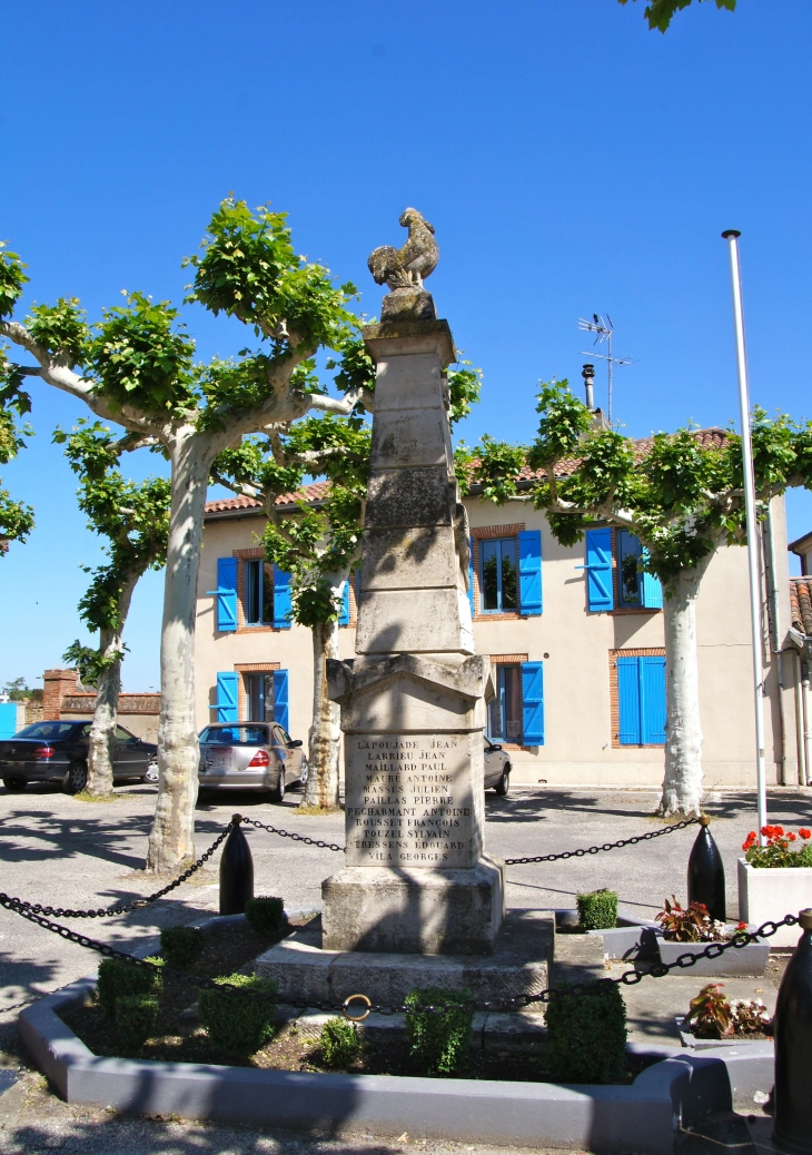 Le Monument aux Morts - La Ville-Dieu-du-Temple