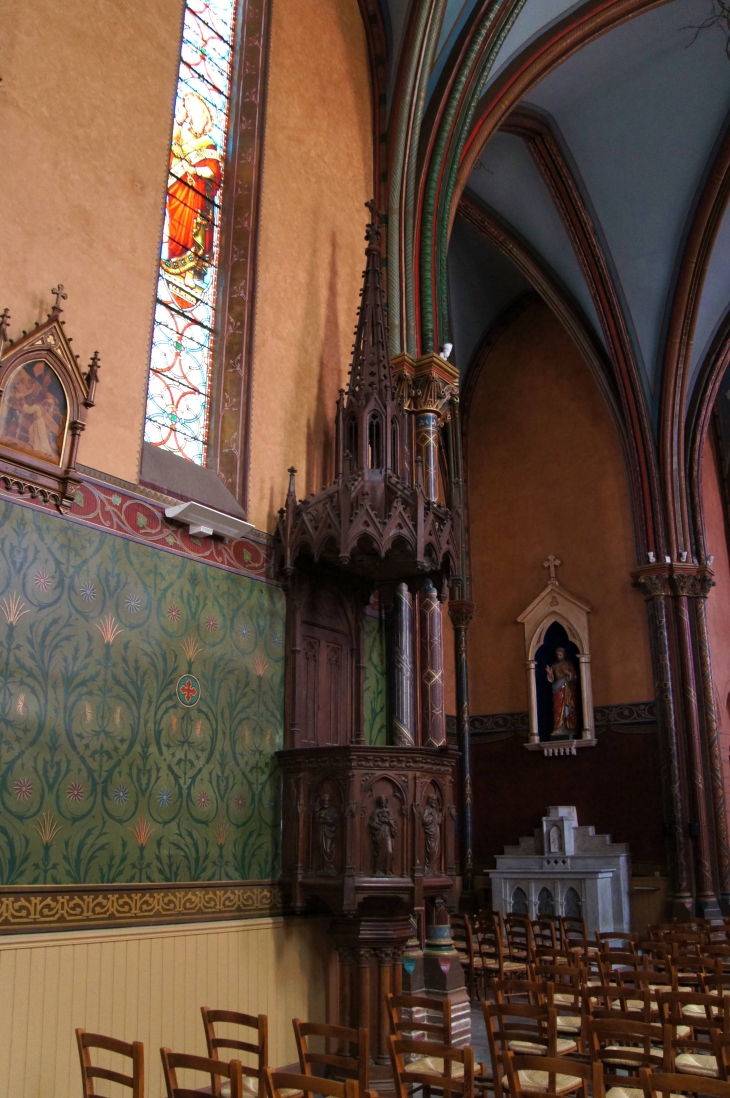 La chaire de l'église Saint-Christophe. - Labastide-du-Temple