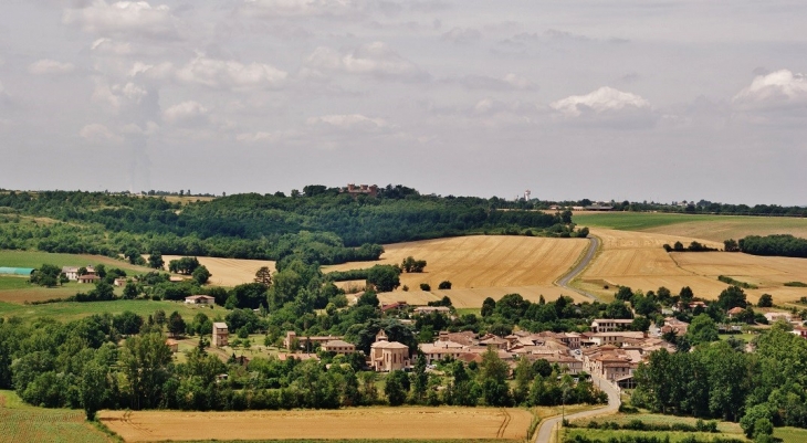 Le Village - Labourgade