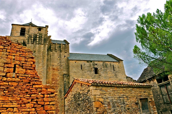 L'église saint sauveur du XIIIe siècle - Lacapelle-Livron