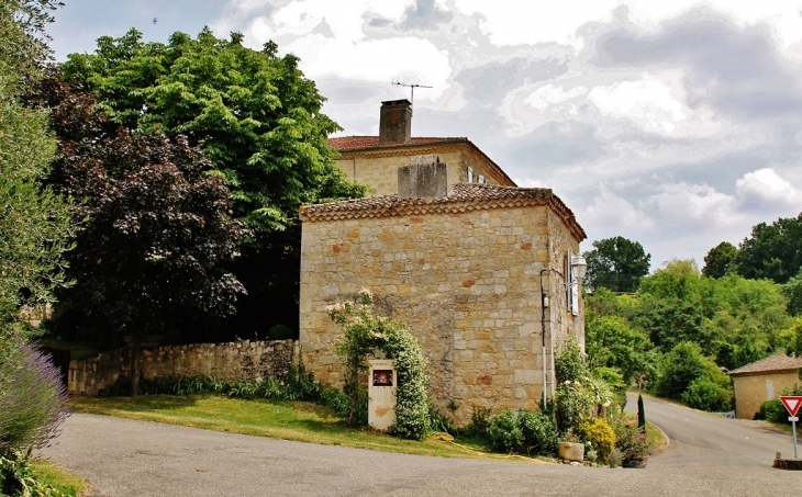 Le Village - Lachapelle