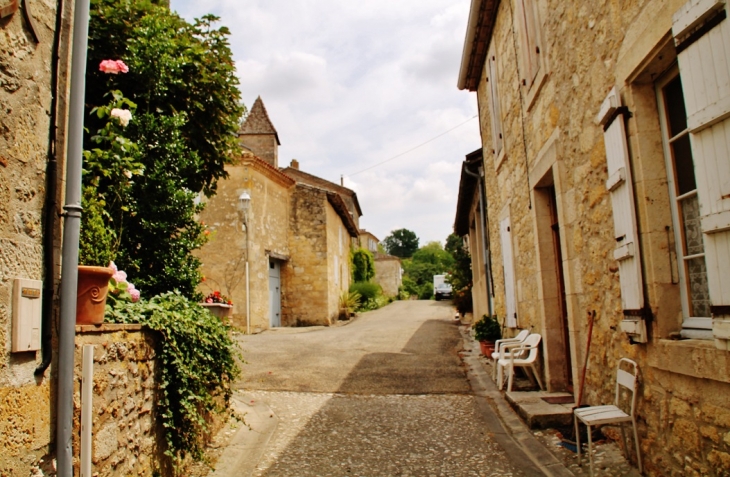 Le Village - Lachapelle