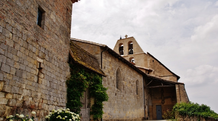 église St Pierre - Lachapelle