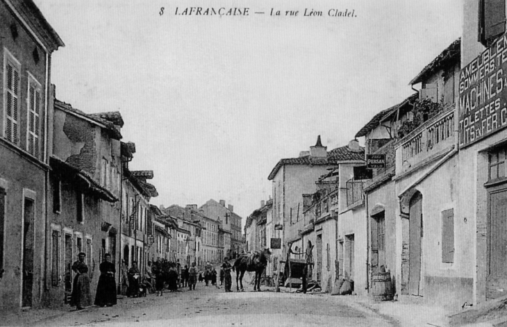 La rue Léon Cladel, début XXe siècle (carte postale ancienne). - Lafrançaise