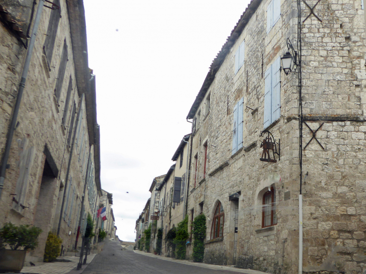 Rue de la mairie - Lauzerte