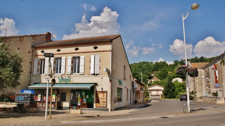 Le Village - Malause