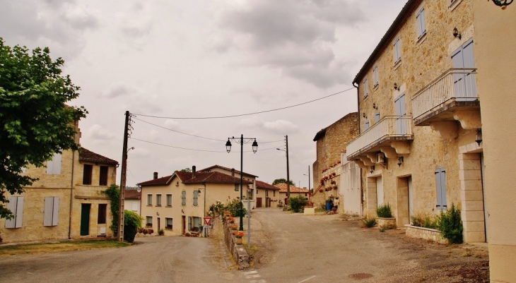 Le Village - Mansonville