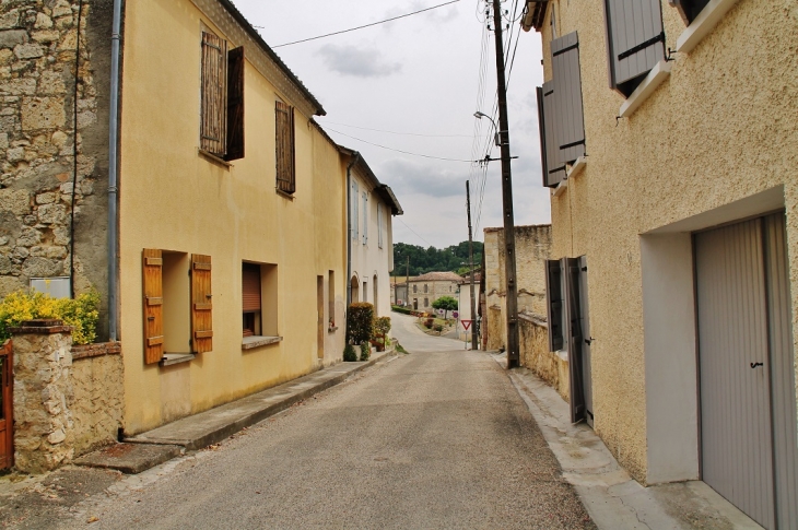 Le Village - Mansonville