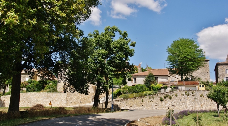 Le Village - Marsac