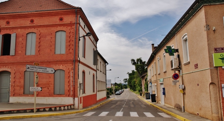 Le Village - Meauzac