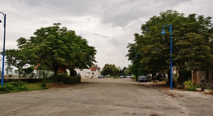 Le Village - Miramont-de-Quercy