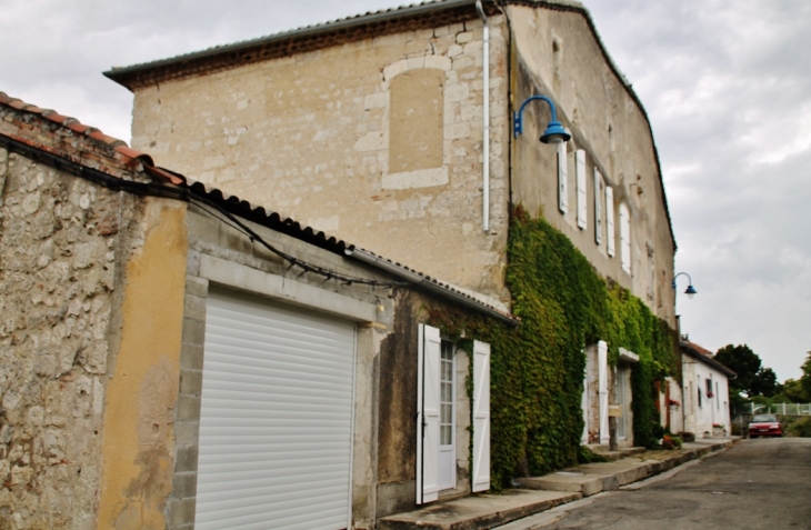 Le Village - Miramont-de-Quercy