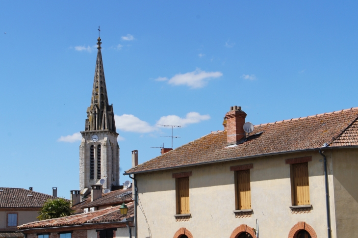 Clocher de l'église Saint-Jacques. - Moissac