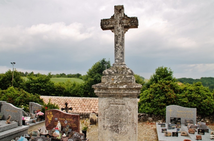 Cimetière  - Montbarla