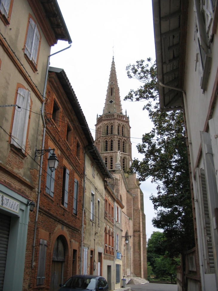 Eglise N.D de la Visitation  XVème - Montech