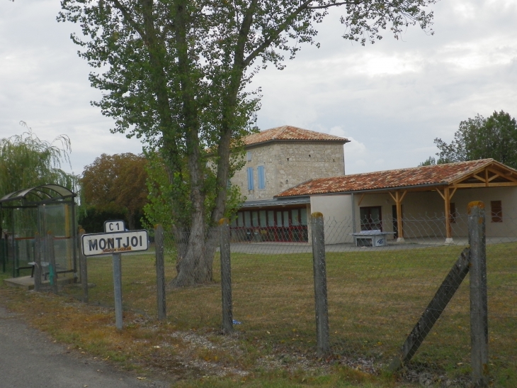 L'école - Montjoi