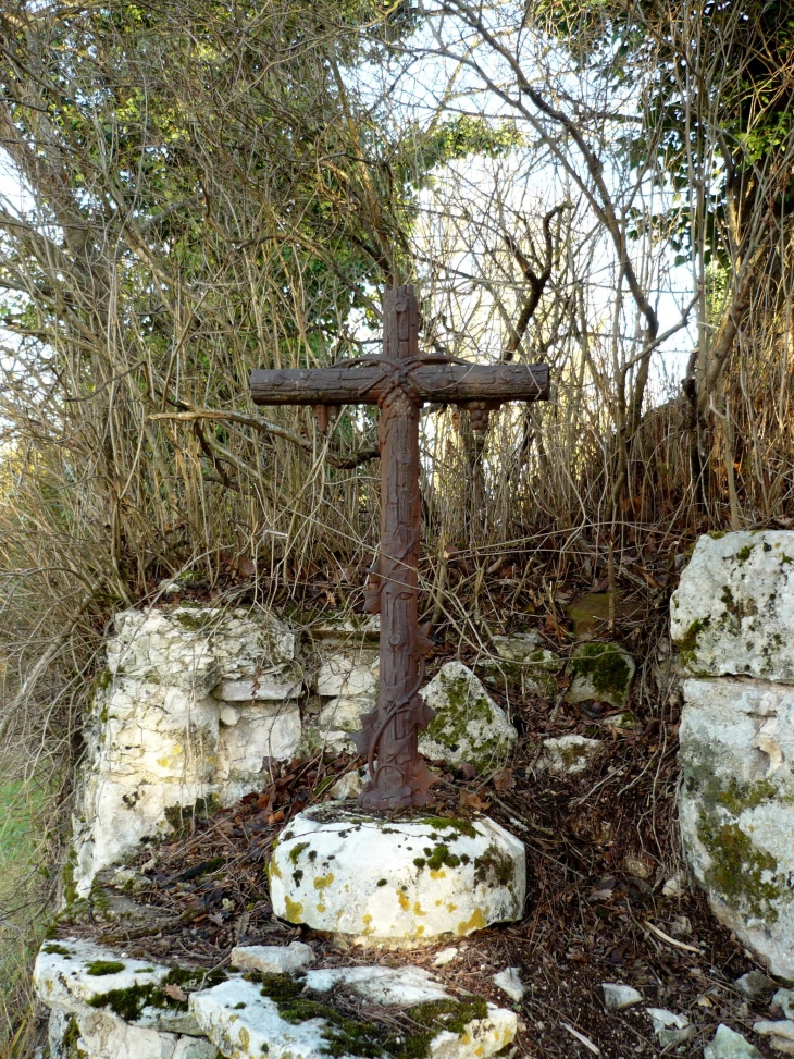 Croix de Chemin. - Puylaroque