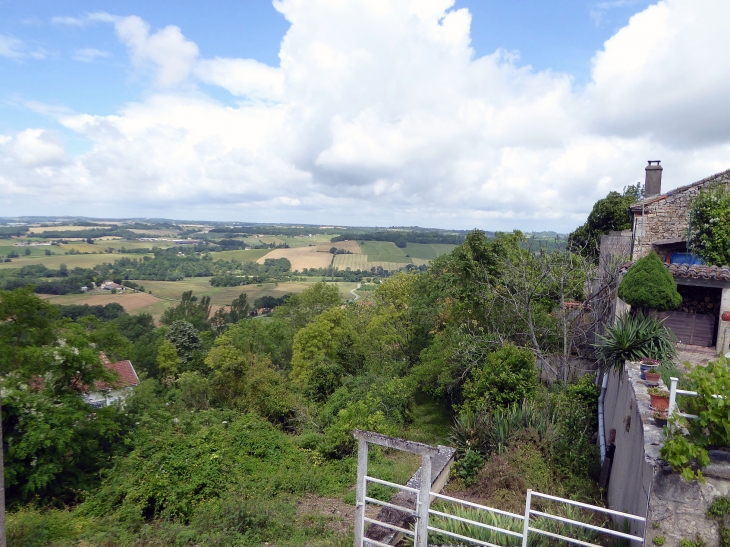 Panorama sur les environs - Puylaroque