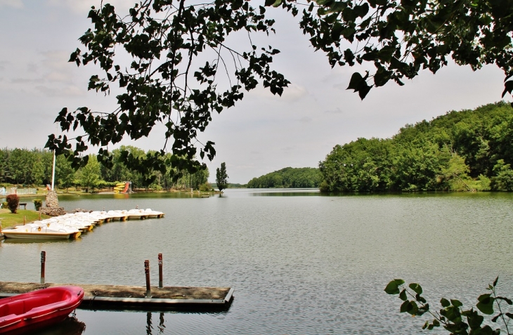 Le Lac - Saint-Sardos