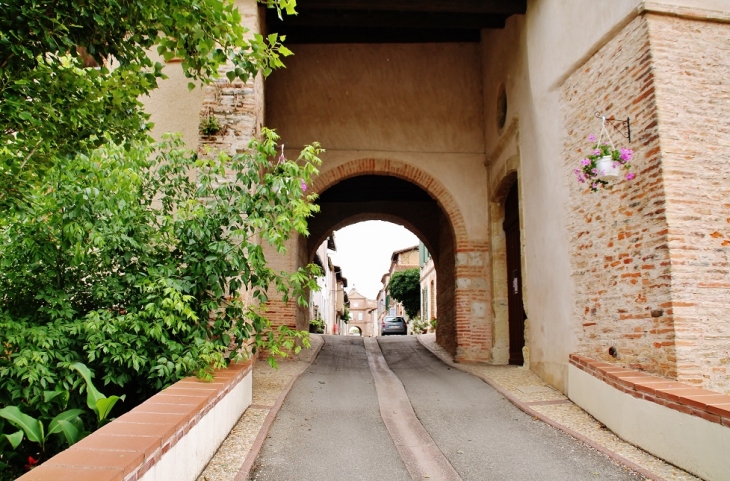 Le Village - Sérignac