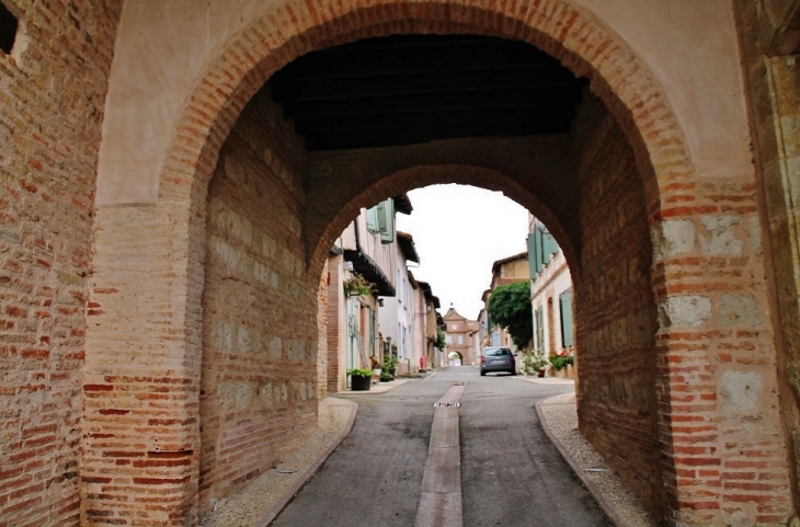 Le Village - Sérignac