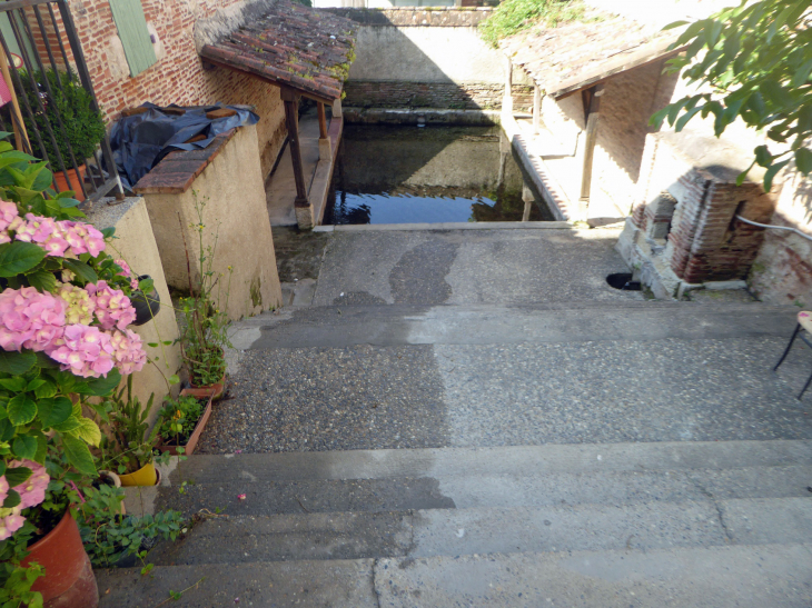 Le lavoir du Pré de la Leyze - Valence