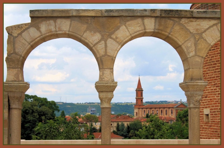 Au pied de la cathédrale - Albi