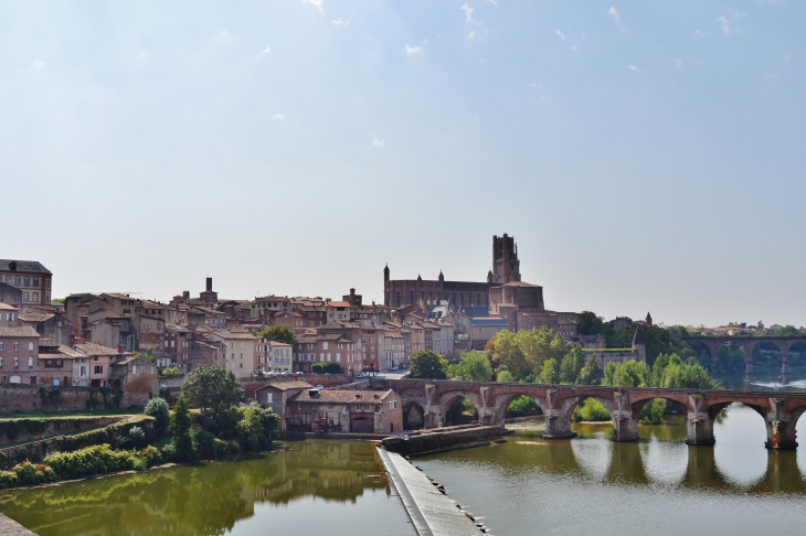 Le Pont-Vieux et la Cathédrale Sainte-Cecile 13 em Siècle - Albi