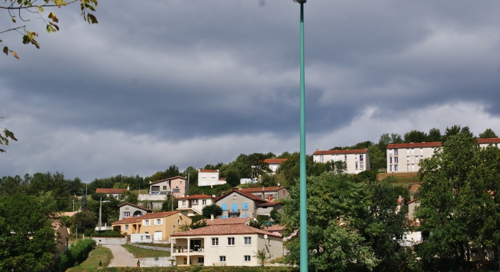  - Bout-du-Pont-de-Larn