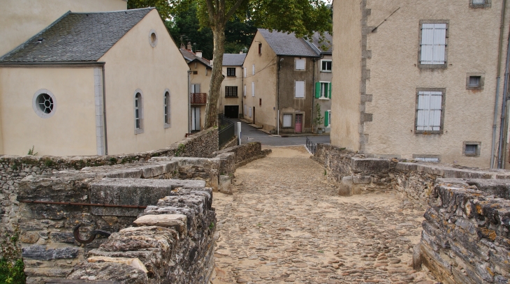 Pont-Vieux 12 Em Siècle ( Sur L'Agout ) - Brassac