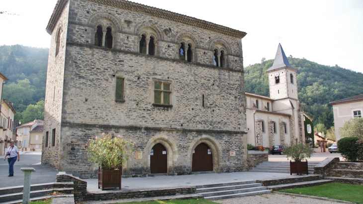 Pavillon d'Adélaïde ( 12 Em Siècle ) - Burlats