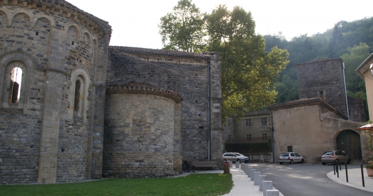 Ruines de La Collégiale Saint-Pierre ( 12 Em Siècle ) - Burlats