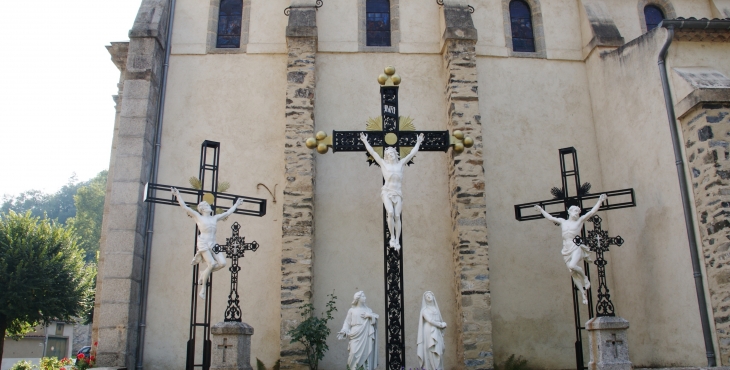 ..Eglise Saint-Pierre - Burlats