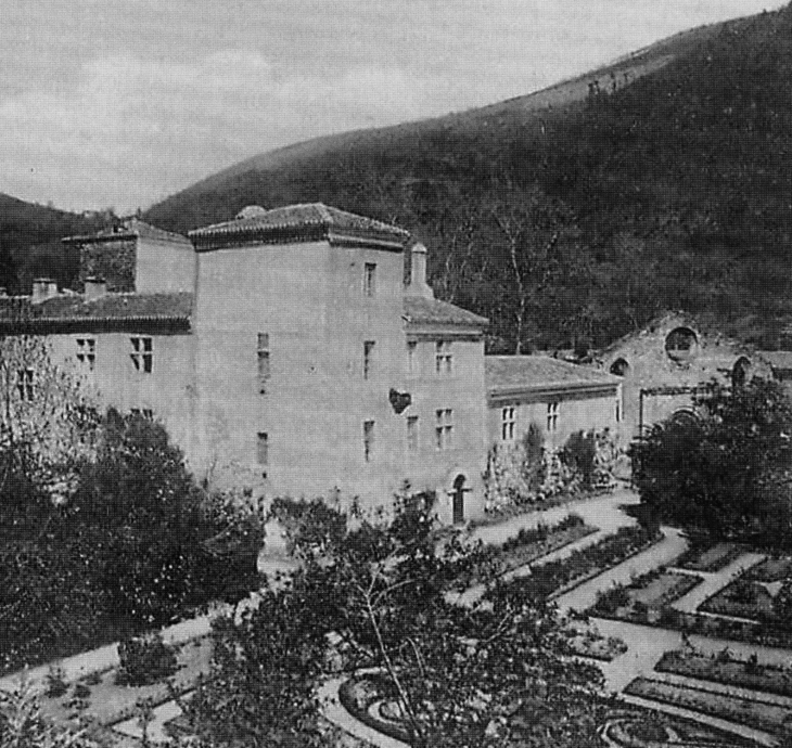 Début XXe siècle - Les jardins de l'Abbaye (carte postale ancienne). - Burlats