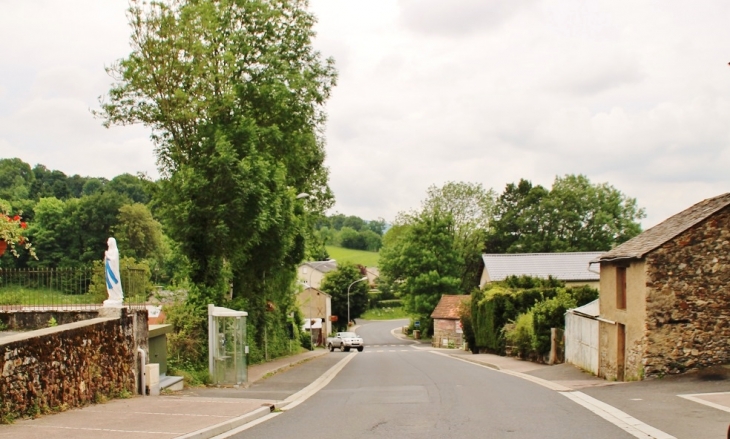 Le Village - Castelnau-de-Brassac