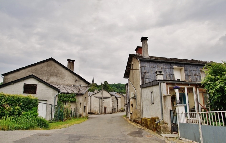 Le Village - Castelnau-de-Brassac