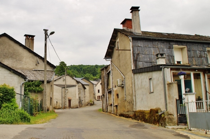 Le Village - Castelnau-de-Brassac